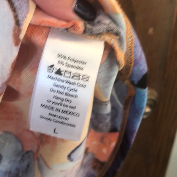 Lularoe lynnae long sleeves tee - Picture 3 of 4